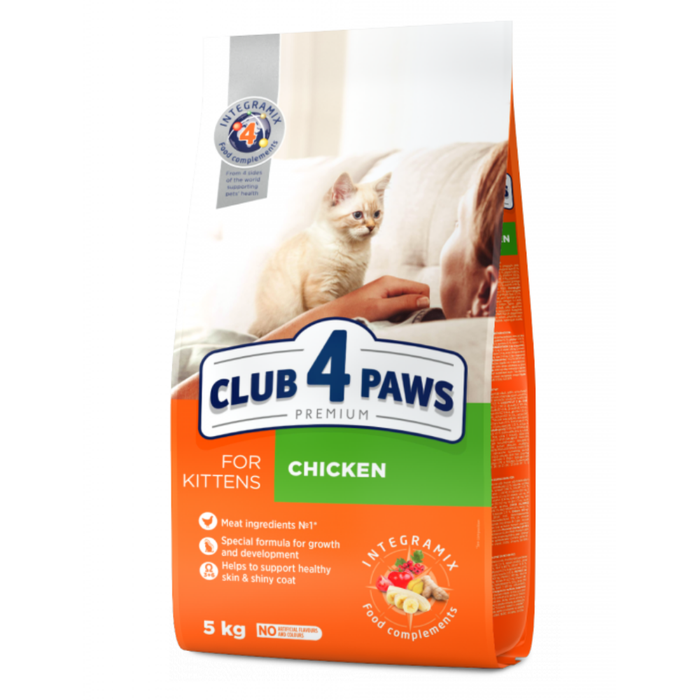 CLUB 4 PAWS Premium pre maiatka Kura 5 kg